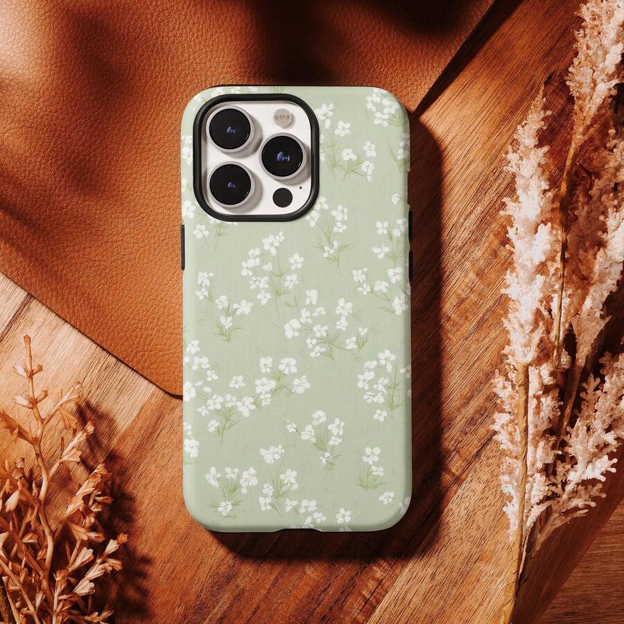 An Elegant Phone Case That Does Not Include A Lanyard Or Stand. Phone Cases With Chinese-Inspired Elements In White And Blue. Phone Cases With A Floral Design In White And Blue. Phone Case With A Chinese Floral Design In Blue And White, Compatible With 17, 17 Pro, 16 Pro, 15, 14 Plus, 13, 12 Pro, And 11. A Perfect Spring Gift. - 綠色 - 查看 1