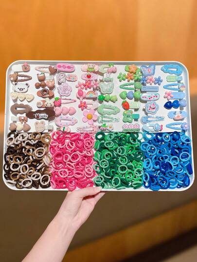 Bộ phụ kiện tóc nữ ngẫu nhiên 856/214 món, nhiều màu, ngọt ngào và dễ thương, bao gồm kẹp tóc hoạt hình và dây buộc tóc ngón cái cùng tông màu, phù hợp làm quà tặng cho phụ nữ dễ thương, tiệc sinh nhật, Valentine, đi chơi, mặc hàng ngày, kỳ nghỉ, ở nhà và mọi dịp, dây buộc tóc nhỏ để cố định tóc tết, kẹp tóc cho tóc mái và tóc hai bên, phụ kiện tóc nữ, gợi ý quà tặng
