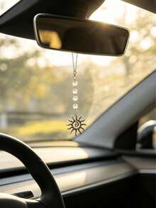 1 pieza Adorno colgante para espejo retrovisor de coche con forma de sol espiral estilo bohemio, cadena de cuentas de cristal transparente, colgante decorativo de moda para interior de vehículo - A - Ver 3