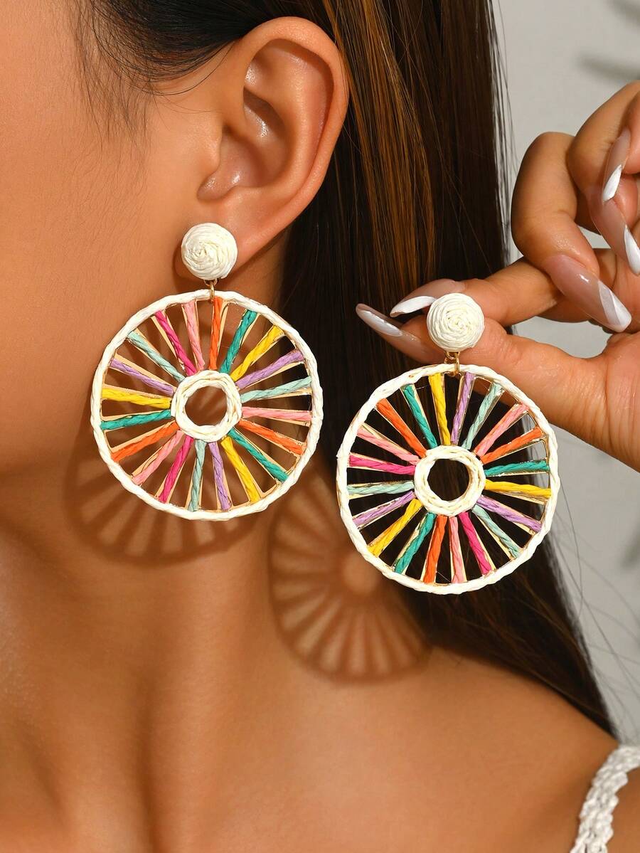 1 Pair Bohemian Vacation Style Handmade Raffia Geometric Hollow Large Hoop Earrings, Summer Fresh Sweet Ins Style Versatile Raffia Textured Hollow Hoop Earrings, Mother's Day, Wedding Season Bride Bridesmaid, Valentine's Day Gift For Friends And Lovers, Suitable For Women's Daily Vacation Party Wear - Color - View 1