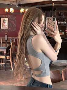Women's Solid Color Sleeveless Round Neck Ribbed Knit Tank Top - Elegant Casual Sweet Sexy Street Style, Slim Fit, Suitable For 18-35 Years Old, 2026 Spring/Summer Essential, Suitable For Daily Wear/Layering/Weekend Gatherings - Grey - View 1