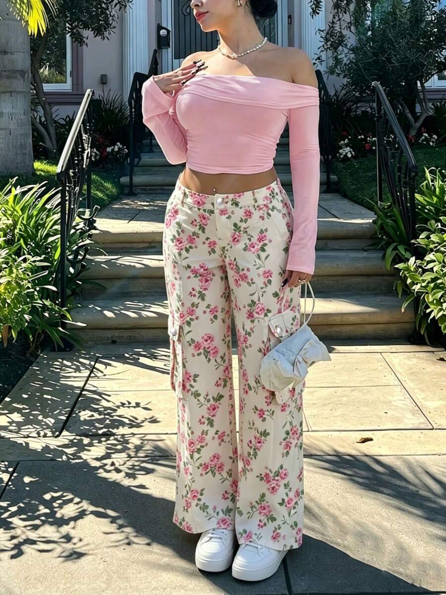 Women's Sweet Casual Daily Floral Rose Print Flap Pocket Wide Leg Cargo Straight Leg Pants - Rose Print - View 1