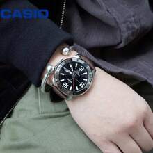 Casio 男士休閒潛水腕錶，金屬錶圈牛皮錶帶 日期功能 50M 防水 辦公室戶外日常配件 MTP-VD01L - 均碼 - View 2