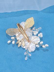 KOVLYNE 1Pc White Shell Flower Pearl Rhinestone Hair Clip - Gold Filigree Leaf Alligator Barrette, Styling Supplies For Wedding, Bridal & Formal Photoshoot ﻿ - Gold - View 3