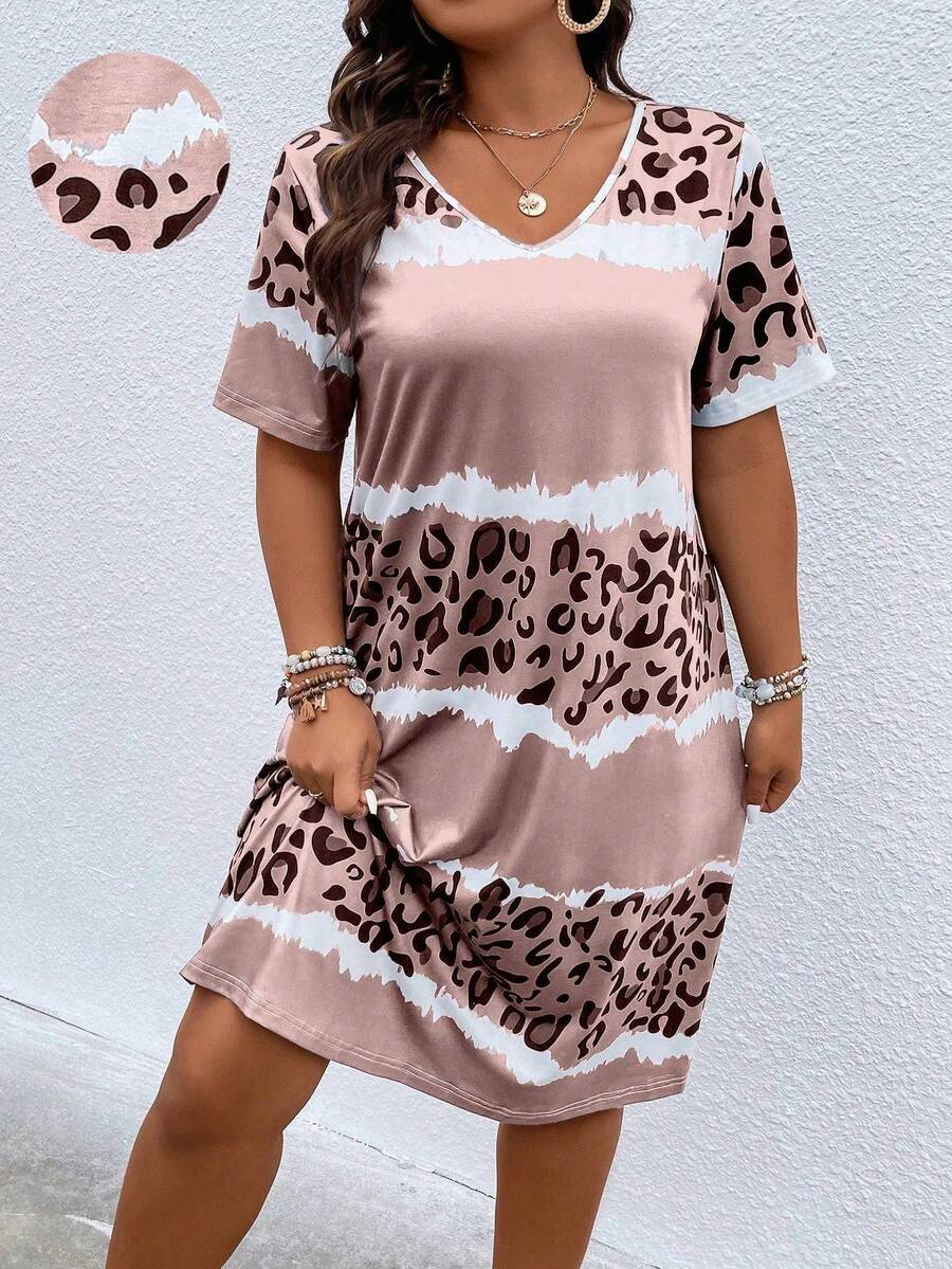 Vestido largo casual holgado de verano para mujer, talla grande, color azul, con estampado digital de leopardo y efecto tie-dye, cuello en V y manga corta, ideal para vacaciones. - Multicolor - Ver 1