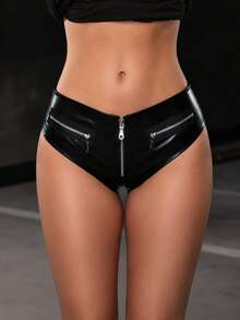 Beston Women's Sexy Low Waist Faux Leather Front Zip Cheeky Short Shorts With Faux Pockets - 黑色 - 查看 7