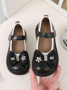 Soft Breathable Little Girls' Daily Shoes, Decorated With Lace Bows And Rhinestones - Black - View 3