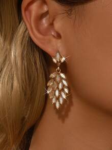 1 par de pendientes de cristal brillantes y de moda para la Sra. Ye Zixin, un pendiente de joyería de lujo adecuado para vestidos de noche de alta gama y bodas. - Plata 585-1 - Ver 10