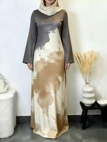 Women's Elegant Flowing Arabic Robe, Ombre Print, Flared Sleeves, Round Neck Knit Long Kaftan Robe - Khaki - View 2