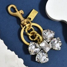 Shiny Crystal Rhinestone Butterfly Keyring Elegant Versatile Handbag Pendant Dating Travel Bag Accessory - 銀色 - 查看 2