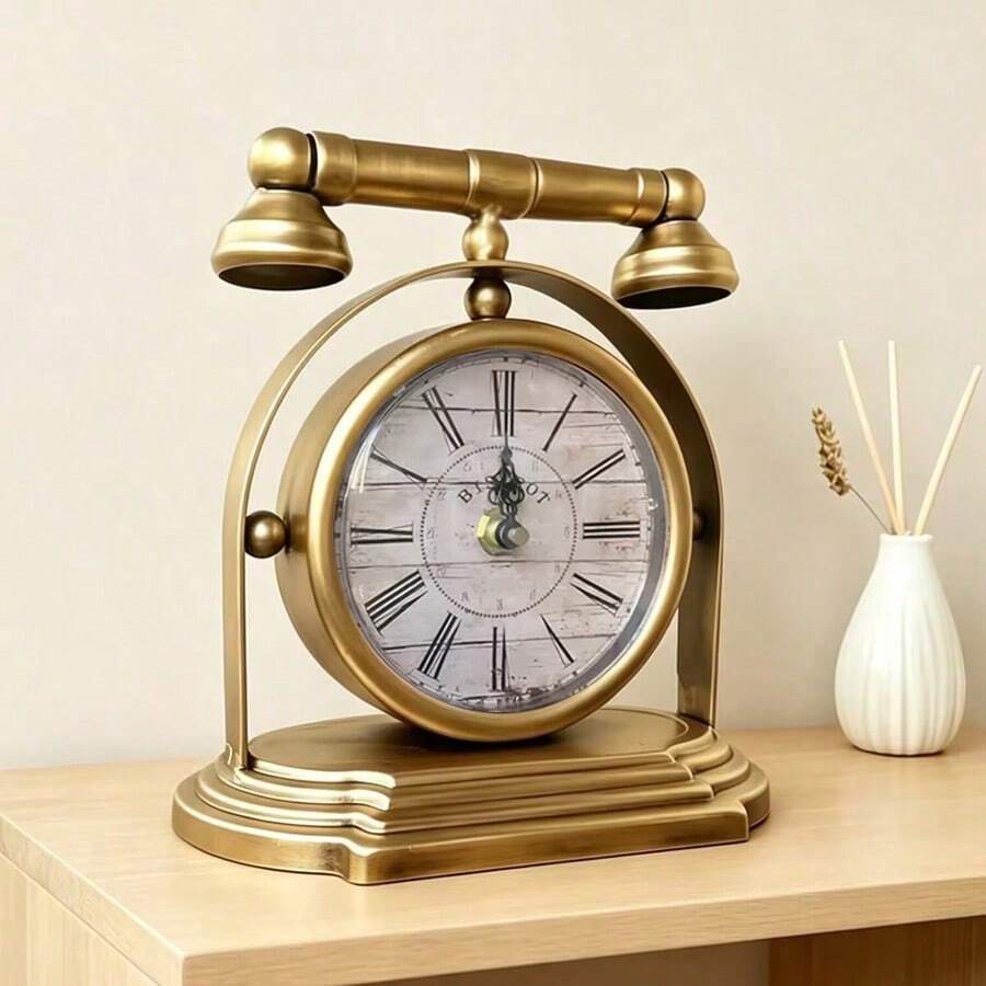 Vintage Iron Art Desk Clock, European Retro Style Desktop Clock Suitable For Bedroom, Living Room, Home Decor, Accurate Timekeeping, Ideal Housewarming Or Wedding Gift