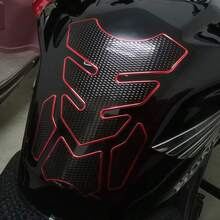1pc Black Carbon Fiber Pattern Red Edge Motorcycle Fishbone Design Sticker, Adds Sporty And Personalized Style To Motorcycle. Effectively Prevents Scratches And Wear On Motorcycle Surface, Protects Paint, Especially For Fuel Tank Area - 3D Fishbone Creative Transformation Sticker - View 7