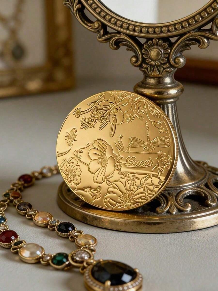 Gucci مشط مضاد للكهرباء الساكنة بأسلوب غوتشي باللون الوردي مع حقيبة تخزين من القماش، مشط خفيف الوزن بأسنان واسعة مناسب لجميع أنواع الشعر، مشط محمول للسفر بشعار، مثالي كهدية عيد ميلاد أو ذكرى سنوية - غوتشي - المرآة الذهبية - 3 - مشاهدة 1