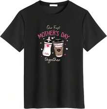 1 Funny Women's T-Shirt "Doctor Mom" - Slogan "My Favorite Doctor Calls Me Mom" With Pink Stethoscope And Footprints Design - Black, 180g, 100% Cotton - 黑色 - 查看 1
