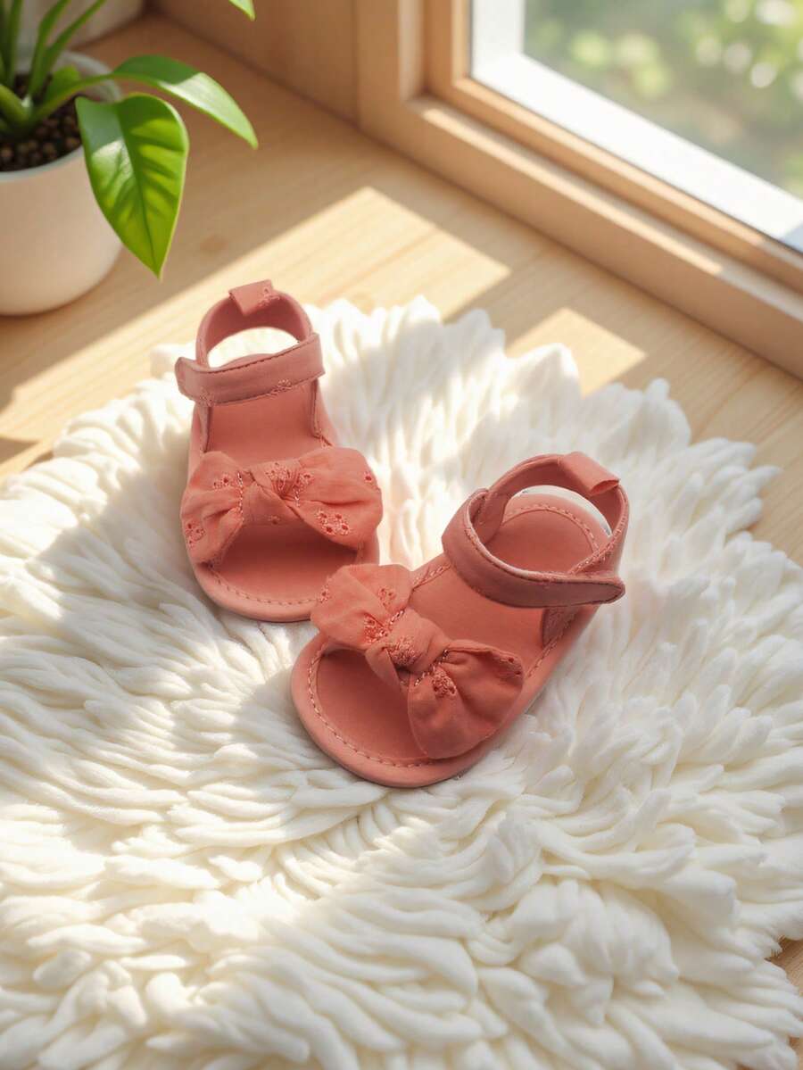 1 Pair Girls Bowknot PU Non-Slip Soft Sole Flat Princess Style Sandals Suitable For Summer Beach - Pink - View 1