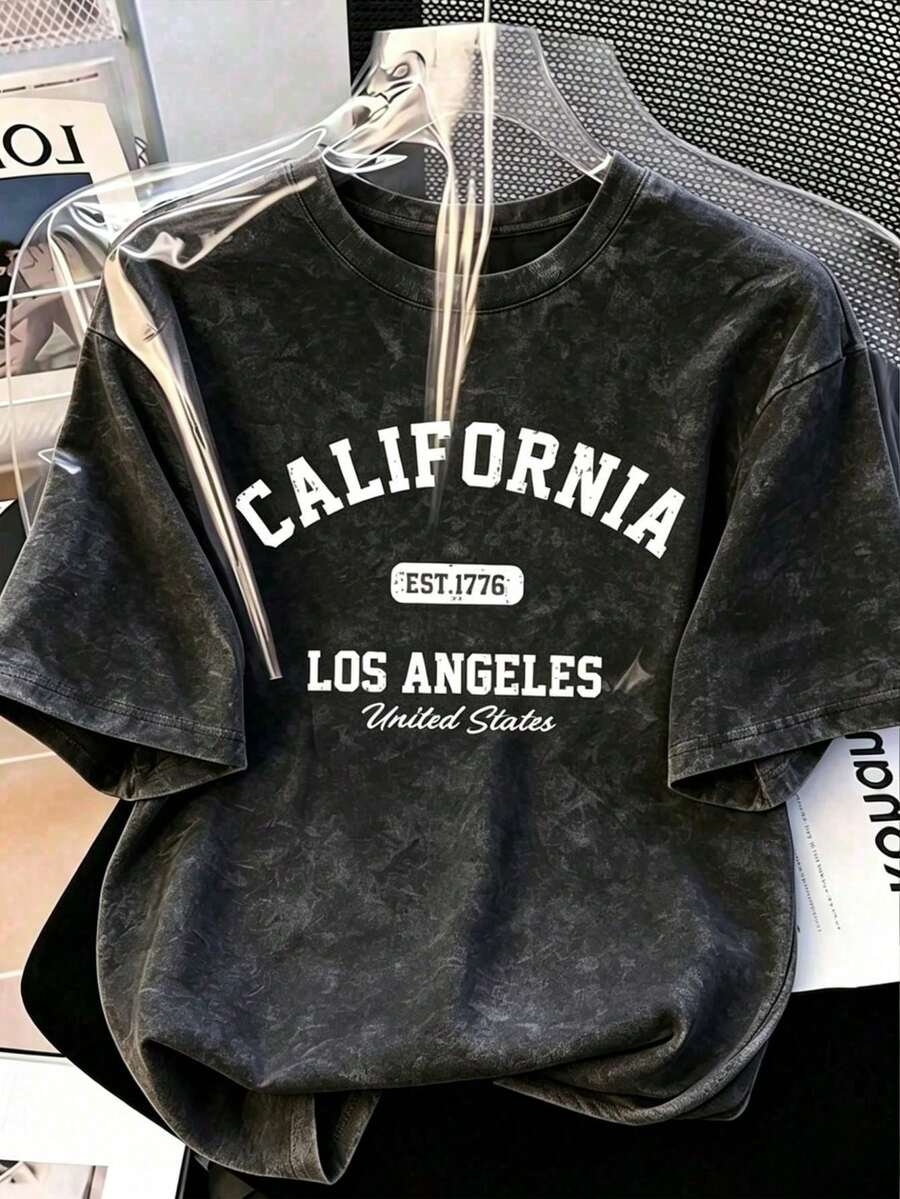Camiseta de manga corta con estampado de letra suelta y efecto ombré rosa de estilo dulce y picante, camiseta casual de estética coreana para el verano - Negro - Ver 1