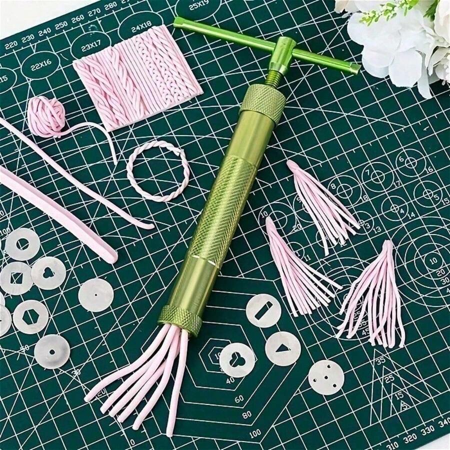 Fondant Cake Sculpture Polymer Clay Tools Cake Decorating Clay Extruders Clay Sugar Paste Extruder Sculpture Machine Tools - Green - View 1