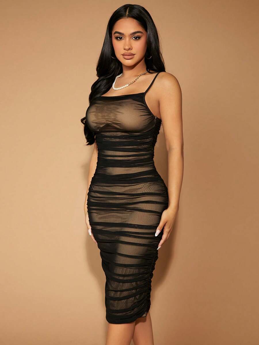 Vestido ajustado fruncido de malla - Negro - Ver 1
