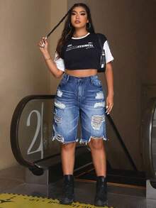 ICON Pantalones cortos de mezclilla casuales para mujer de talla grande con bolsillos distressed y dobladillo deshilachado - Azul lavado oscuro - Ver 5