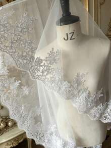 2026 Long Lace Veil, 1 Piece With 3-Meter Eyelash Lace Train, Built-In Metal Hair Comb, Suitable For Church And Cathedral Weddings, Bohemian Style. - Beige - View 11