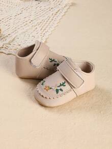 1雙嬰幼女童刺繡花朵時尚可愛防踢公主鞋，適合春秋季節 - 杏色 - 查看 4