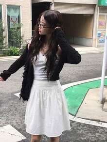 Chân váy dài đến đầu gối màu đen kiểu vintage xếp ly phồng, phong cách thường ngày dành cho nữ. - trắng - Xem 3