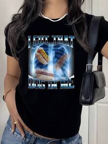 Rayos que revelan un tórax luminoso con figuras de hot dogs evocando humor y energía interior camiseta de mujer moderna casual - Negro - Ver 8