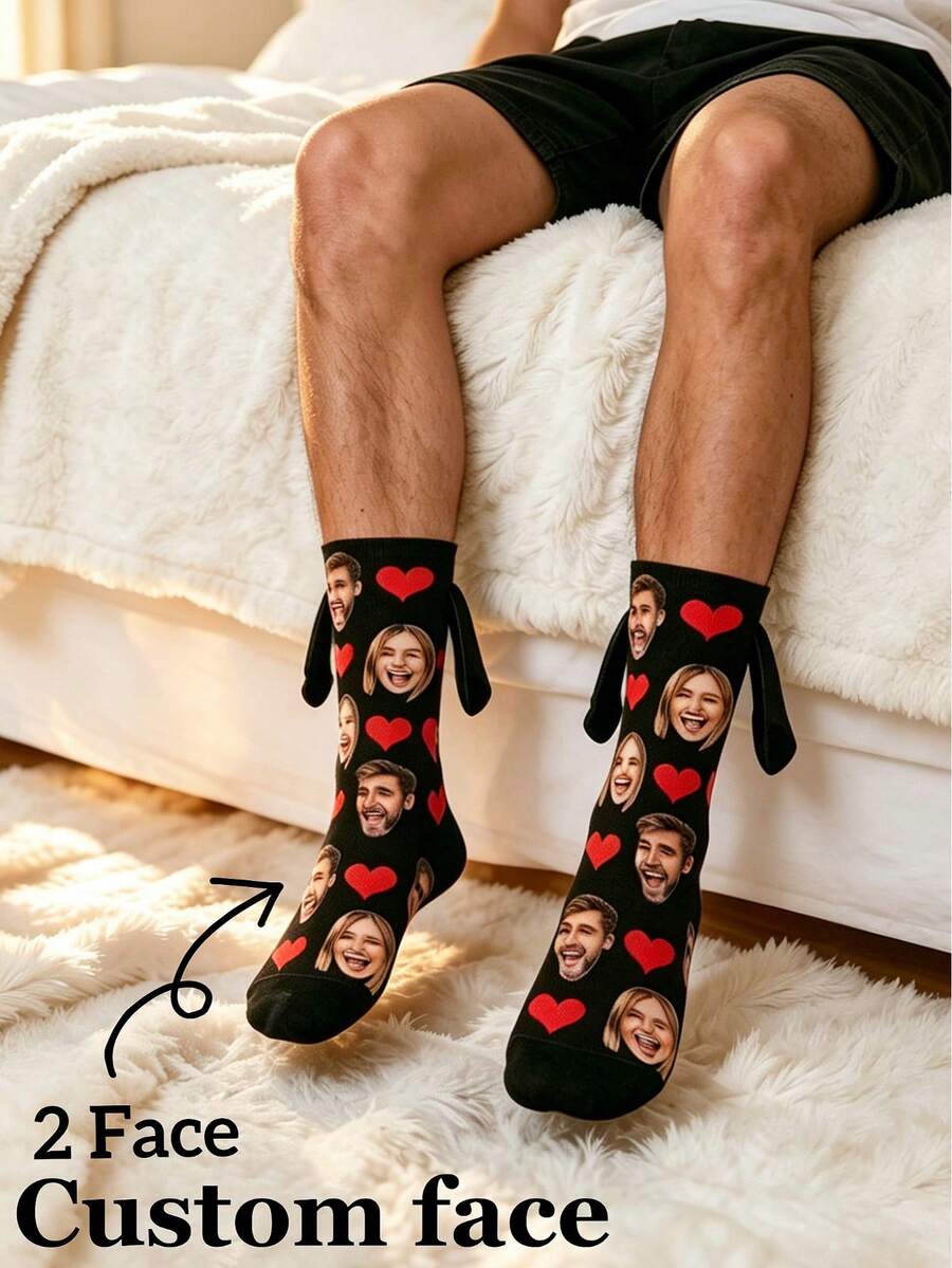 Kaos Kaki Foto Kustom Dua Sisi, Desain Hati dengan Telinga Berdiri yang Lucu, Hadiah Sempurna untuk Hari Valentine, Hari Ibu, dan Hari Ulang Tahun, Hadiah Unik yang Mengubah Cinta Menjadi Ekspresi yang Dapat Dipakai. - Hitam - View 1