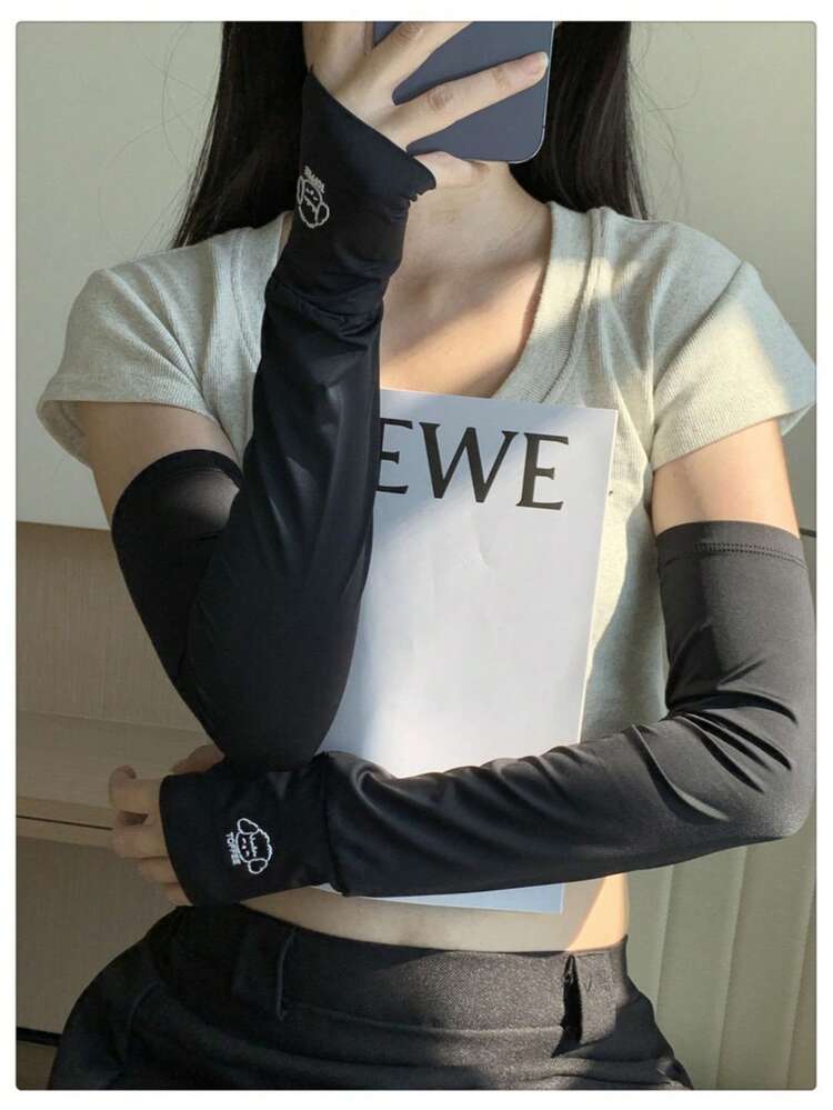 1對女款夏季冰絲防曬袖套，寬鬆涼感護臂，時尚純色開車袖套，大尺碼設計，適合開車、夏季日常穿著、外出、音樂節，可搭配手套，也適合派對等場合。冰絲夏季防曬女款寬鬆袖套，時尚純色開車袖套校園 - 彩色 - 查看 3