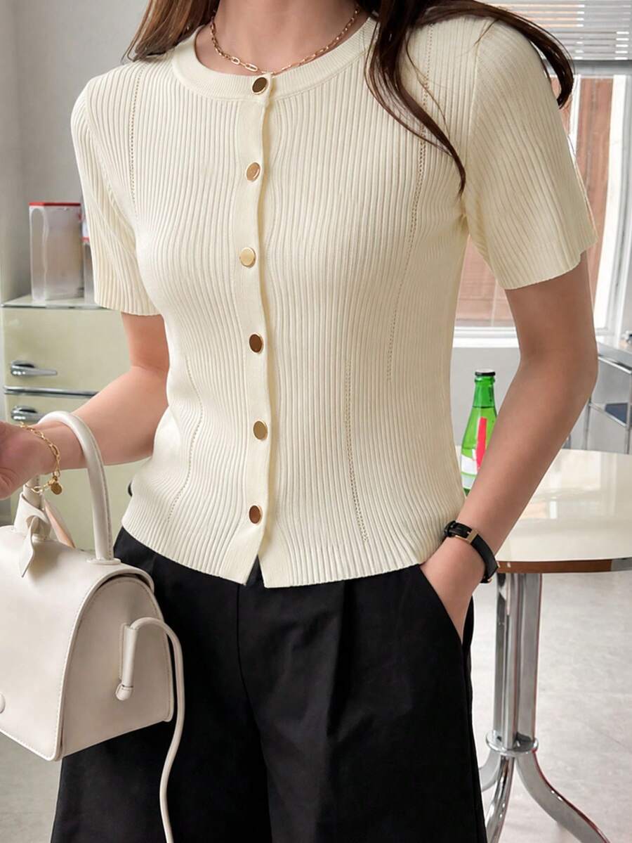 女款羅紋針織短袖開襟衫,圓領金色鈕扣修身針織上衣,通勤約會休閒針織毛衣,夏季款 - 杏色 - 查看 1