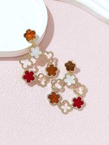 1 Pair Fashionable New Exaggerated Lucky Five-Leaf Clover Rhinestone Pendant Earrings, Suitable For Women, Exaggerated Ear Jewelry, New Style - Multicolor - View 4