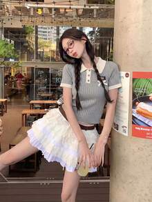女款灰色 Polo 衫，學院風時尚優雅休閒甜美修身短袖上衣，附蝴蝶結 Logo，春夏日常穿搭 - 灰色 - 查看 7