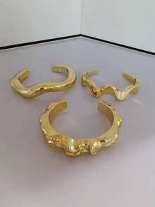 CCB Gold-Plated Asymmetrical Wavy Open Bangle Set, Vintage Women's Bracelet - Gold - View 4