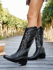 Women's New American Vintage Embroidered Pointed Toe Black Western Boots, High Heel Chunky Heel Riding Boots, Cowgirl Boots - Black - View 3