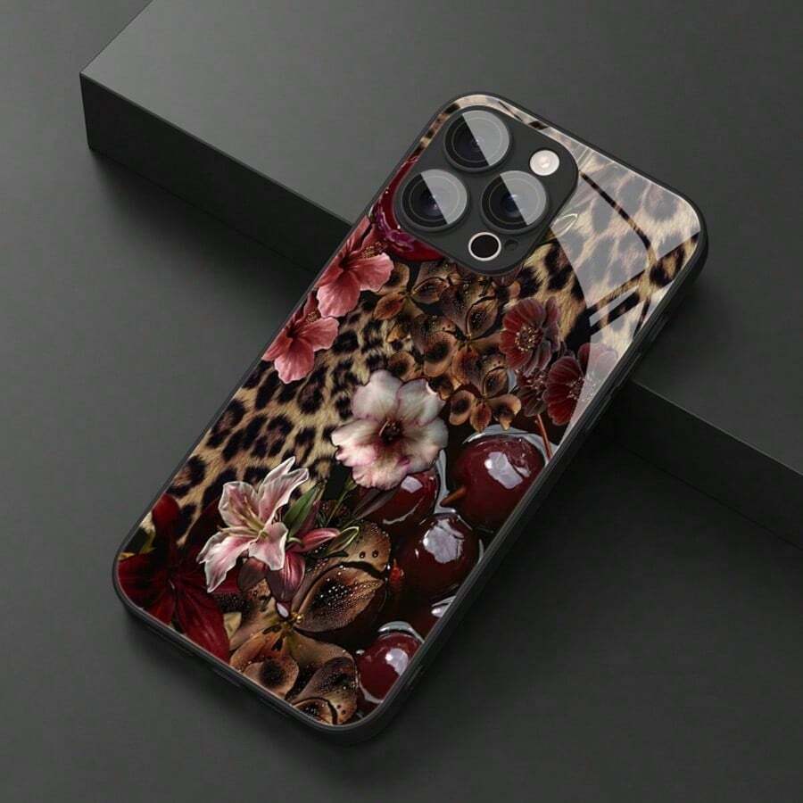 An Elegant Phone Case That Does Not Include A Lanyard Or Stand. This Shockproof, High-End, And Stylish Glass Phone Case Features A Vintage Floral Leopard Print And Intertwined Flowers. It's Compatible With [Brand Name Missing] And Made Of Tempered Glass, Making It A Perfect Spring Gift. - 黑色 - 查看 1