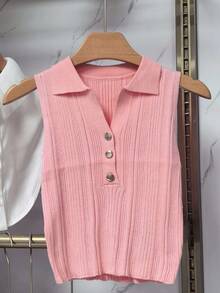 一件女士法式金色纽扣 Polo 领针织无袖短款吊带背心，可单穿或作为内搭。 - 韓版時尚百搭假領子 - 查看 16
