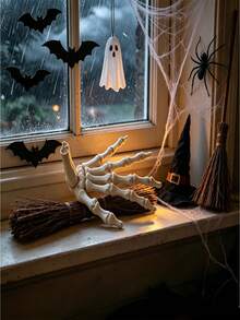 1pc/2pcs Realistic Halloween Skeleton Hand, Life-Size, Plastic Material, Suitable For Halloween Theme Party Decoration, Escape Room, Bar And Room Decor, 1pc Per Hand - Halloween Skeleton Hand - View 4
