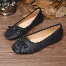 Women's Chinese Style Dark Pattern Jacquard Fabric Glossy Thin Strap Bow Decor Square Toe Low Vamp Flat Shoes French Gentle Commute Daily All Seasons Black Faux Satin Soft Sole Slip-On Granny Shoes - Black - View 8