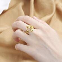 Minimalist Fashion Letter OT Buckle Ring, Unique Niche Geometric Chain Hollow Plain Band Index Finger Ring - Gold - View 2