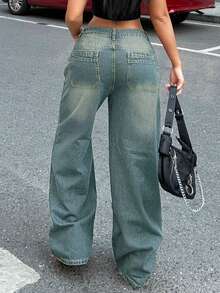 Women's Loose Straight Leg Boyfriend Style Vintage Jeans, Autumn Outfit Casual Fall - Light Wash - View 9
