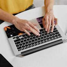 1套 15.3*10.6英吋筆電外殼裝飾貼紙，相容於HP、Apple、Compaq/Apple/HP/15.6英吋-16英吋及以下所有系列筆電，印花圖案DIY無殘膠耐刮保護貼（含2張手托貼） - 查看 5