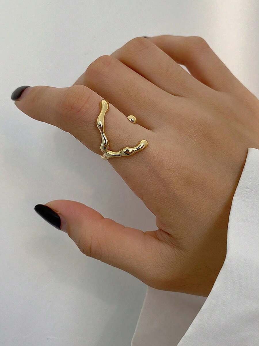 Structured Open Ring - Gold Yellow - View 1