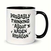 [Se envía en 24 horas desde México]Taza de café de cerámica "Probablemente pensando en Xaden Riorson" |   Diseño moderno en blanco y negro con siluetas de murciélagos y estrellas - Regalo perfecto para fans, Mercancía para fans de Xaden Riorson - Imagen 1 pieza - Ver 1