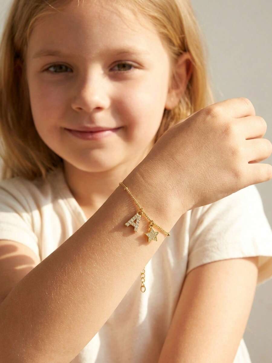 1Pc Pretty Delicate Star Initial Letter Charm Bracelet For Boys And Girls Popular Fashion Jewelry For Summer Trip And Family Dinner Best Gifts - Gold - View 1