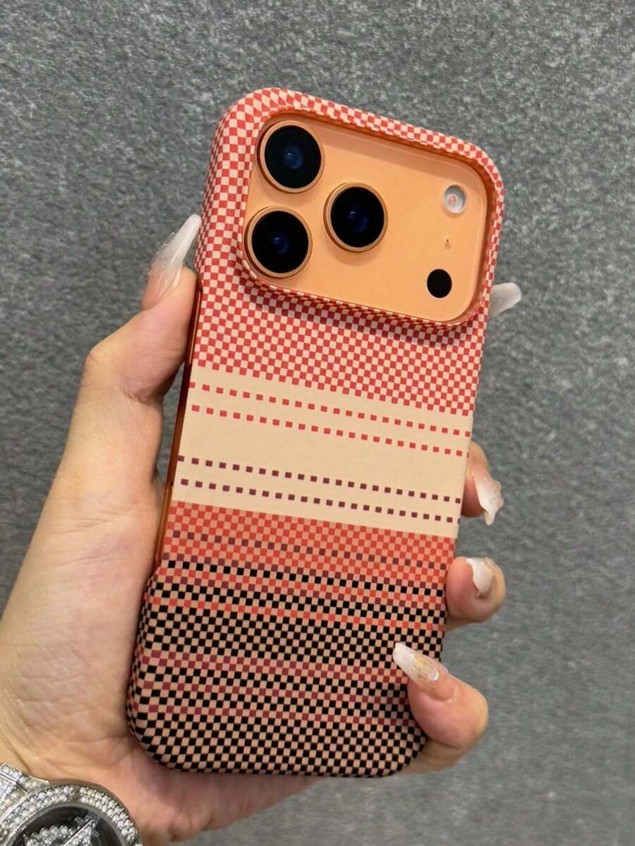 A Stylish Phone Case That Does Not Include A Lanyard Or Stand. Shockproof Carbon Fiber Material. One Magnetic Phone Case With A Carbon Fiber Texture, Compatible With IPhone 17 Pro, 16, 15, 14, 13, And 12 Pro Plus. Supports Wireless Charging. Semi-Enclosed Matte Finish. Heat Dissipation. Protective Case. Birthday Gift. - 日落 - 查看 1