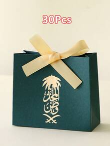 30 piezas Bolsas de regalo del Día Nacional de Arabia Saudita, decoradas con caligrafía árabe dorada y logotipo "Palma & Espada", diseño bicolor blanco & verde, con cinta de seda, empaque de regalo de lujo para bodas, eventos culturales o Día Nacional de Arabia Saudita - Ver 13