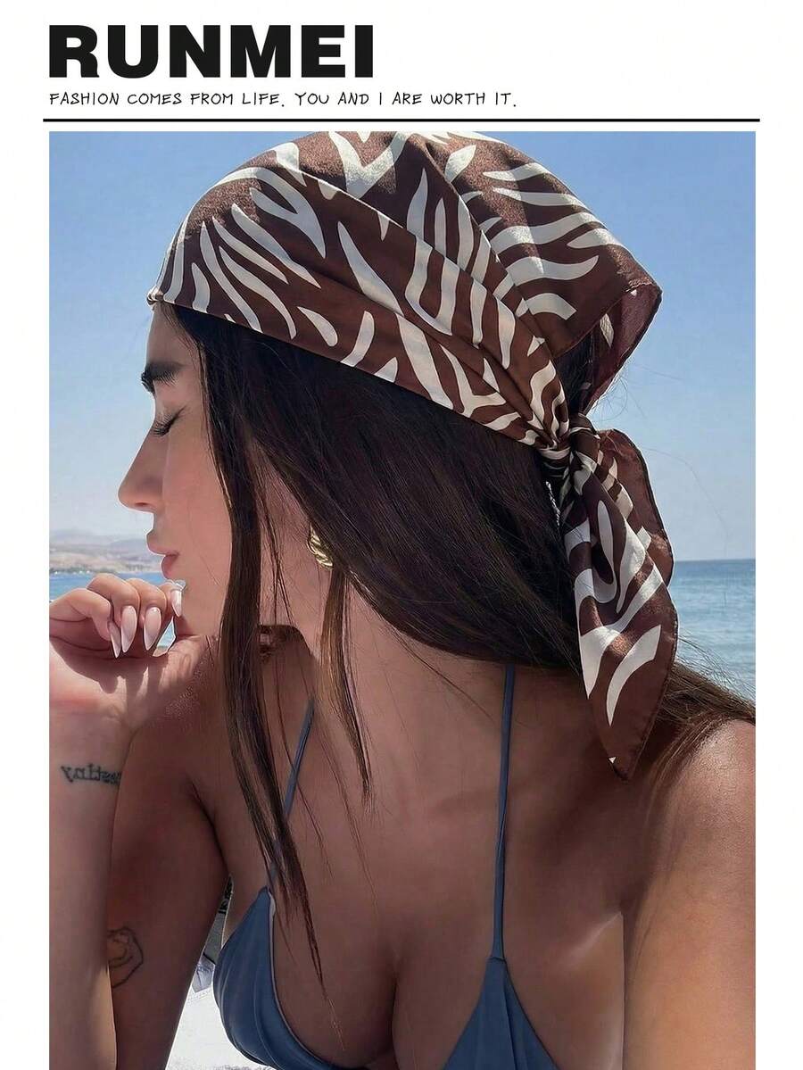 一条波西米亚风多功能真丝女士围巾，印有三色堇图案，轻盈透气，适合春夏休闲及户外穿着，也可作为度假时的发饰。