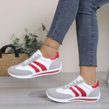 Women's Casual Sports Shoes, Solid Color Lace-Up Comfortable Daily Commute Shopping Non-Tiring Thin Sole Stan Smith Style Shoes Minimalist Sports College Style Flat Shoes Back To School Season Fashion Versatile Casual Shoes - Red - View 2