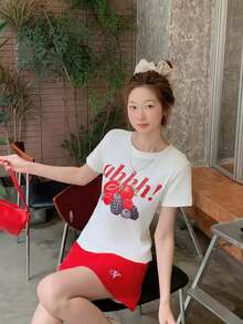 Y2K Short-Sleeve T-Shirt For Women: Soft, Breathable, And Gentle On The Skin. A Relaxed, Casual Street Style That's Incredibly Versatile. Perfect For Daily Wear, Commuting, Dates, Travel, And School. Available In Plus Sizes. A Stylish And Flattering All-Around Top For Women. - White - View 3
