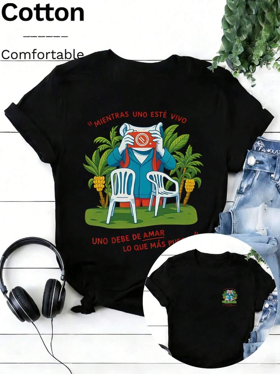 Uma camiseta feminina retrô Y2K em algodão canelado com estampa de desenho animado ilustrada mostrando uma câmera, palmeiras e cadeiras de plástico, complementada por um slogan em espanhol. Novo estilo esportivo-chique. - Preto ativo - Ver 1